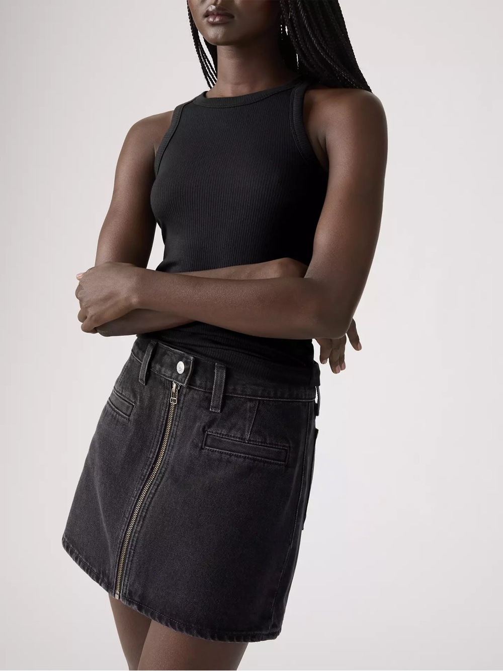 NWT Levi Moto Icon Black Jean Short Skirt Women’s Size‎ 30 Zipper Front